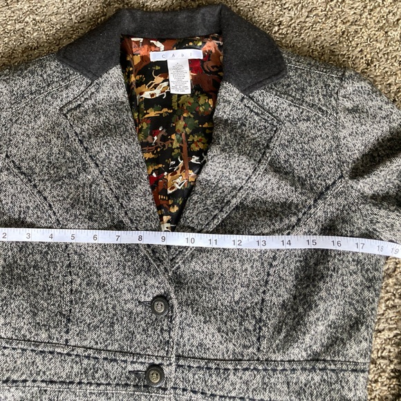 CAbi Gray Tweed Blazer Tailored Suit Jacket - Picture 4 of 9